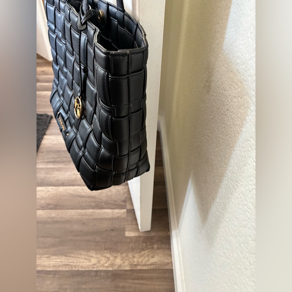 Michael Kors Black Quilted Tote With Wallet! - Picture 16 of 16